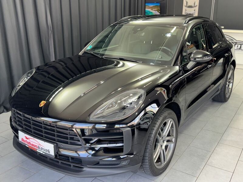 Schwarz Gebraucht 2019 Porsche Macan Turbo SUV | 39.999 € (Etwas zu teuer) - Bild 1/4