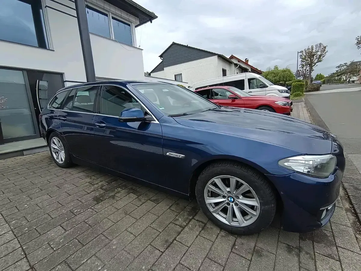 Gebraucht BMW 535 Luxury Line 313 PS (230 kW) 2016 Blau Kombi