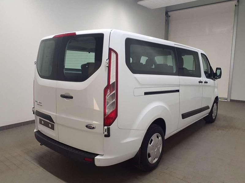 Gebraucht Ford Transit Custom Trend 150 PS (110 kW) 2023 Frostweiß Kombi