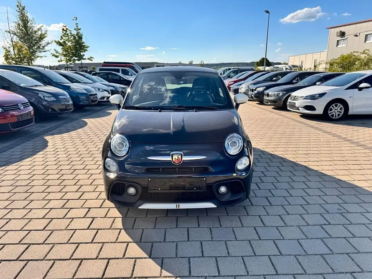 Gebraucht Abarth 595 Turismo 165 PS (121 kW) 2018 Schwarz Kleinwagen