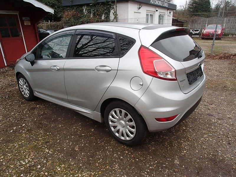 Gebraucht Ford Fiesta RS 101 PS (74 kW) 2013 Silber Kleinwagen
