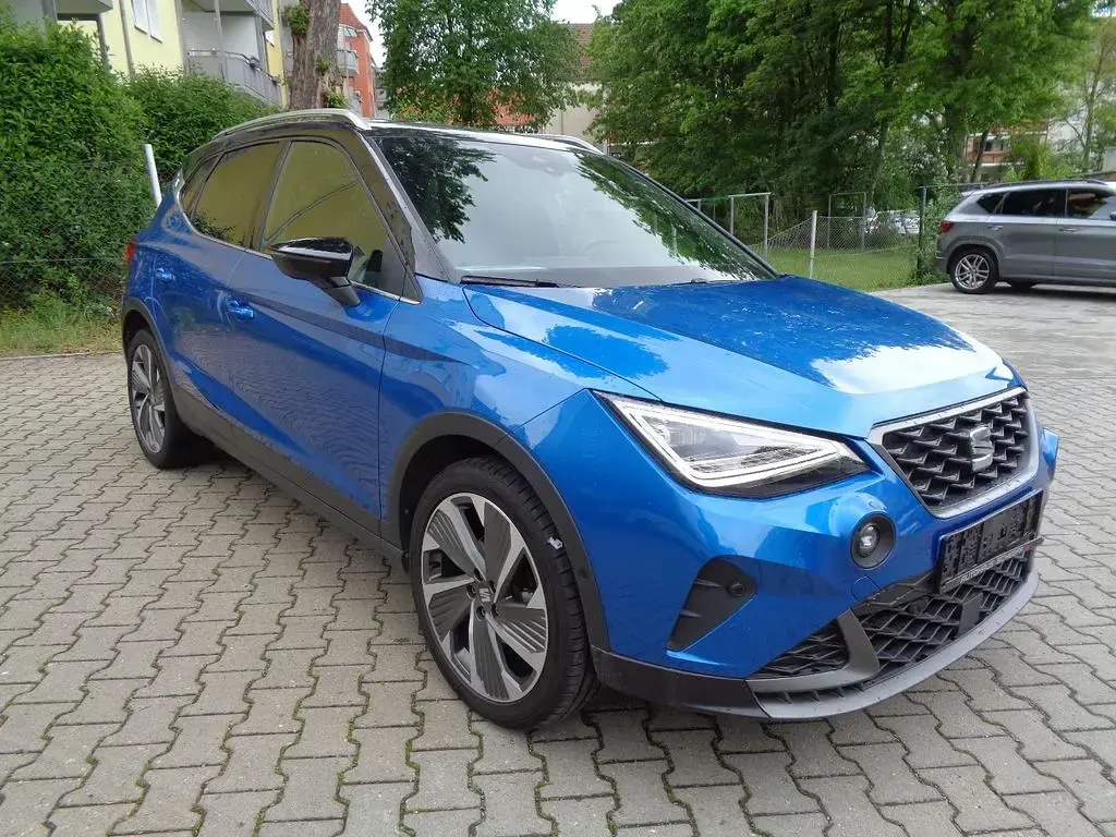 Gebraucht Seat Arona FR 110 PS (80 kW) 2023 Blau SUV
