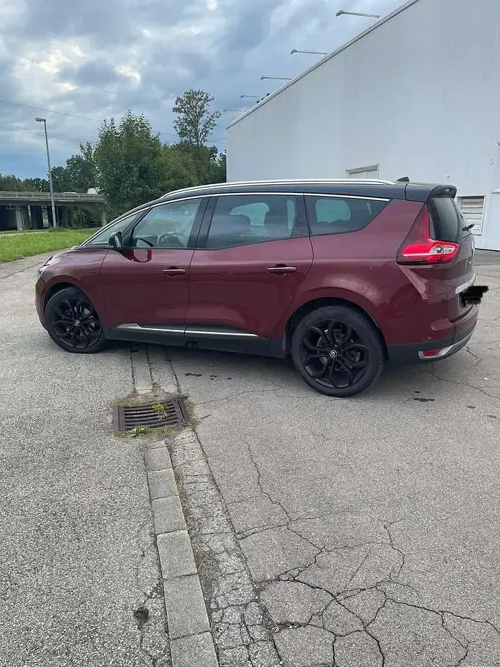 Brugt Renault Scenic E-Tech Black Edition 150 HK (110 kW) 2019 MPV