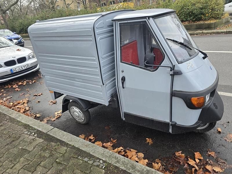 Grau Gebraucht 2023 Piaggio APE | 6.699 € - Bild 1/4