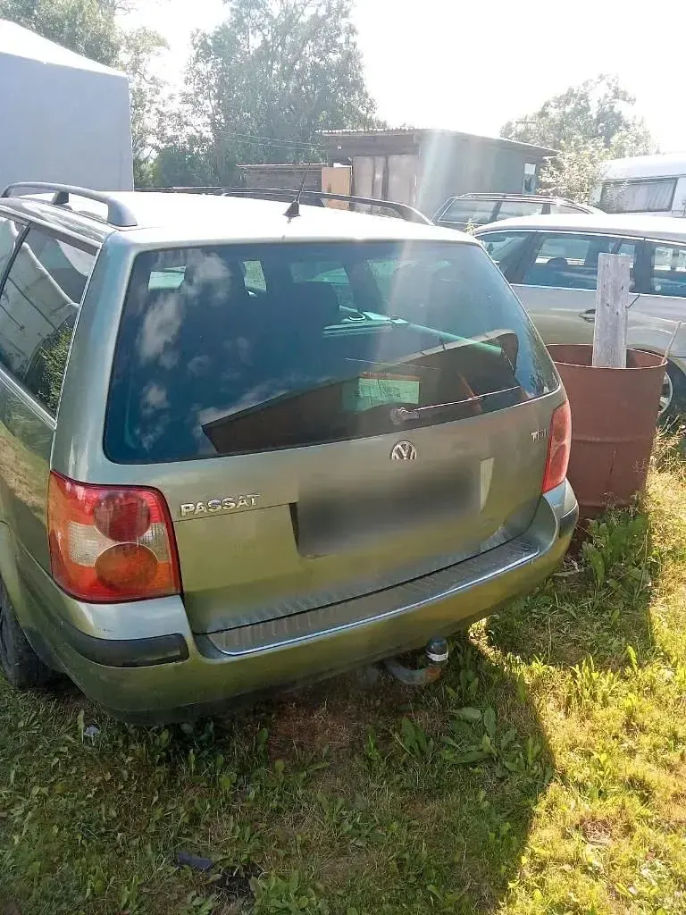 Gebraucht VW Passat 131 PS (96 kW) 2003 Grün Kombi