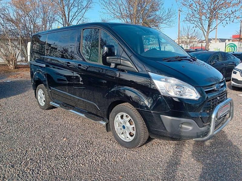 Gebraucht Ford Transit Custom Titanium 170 PS (125 kW) 2017 Shadow black Kombi
