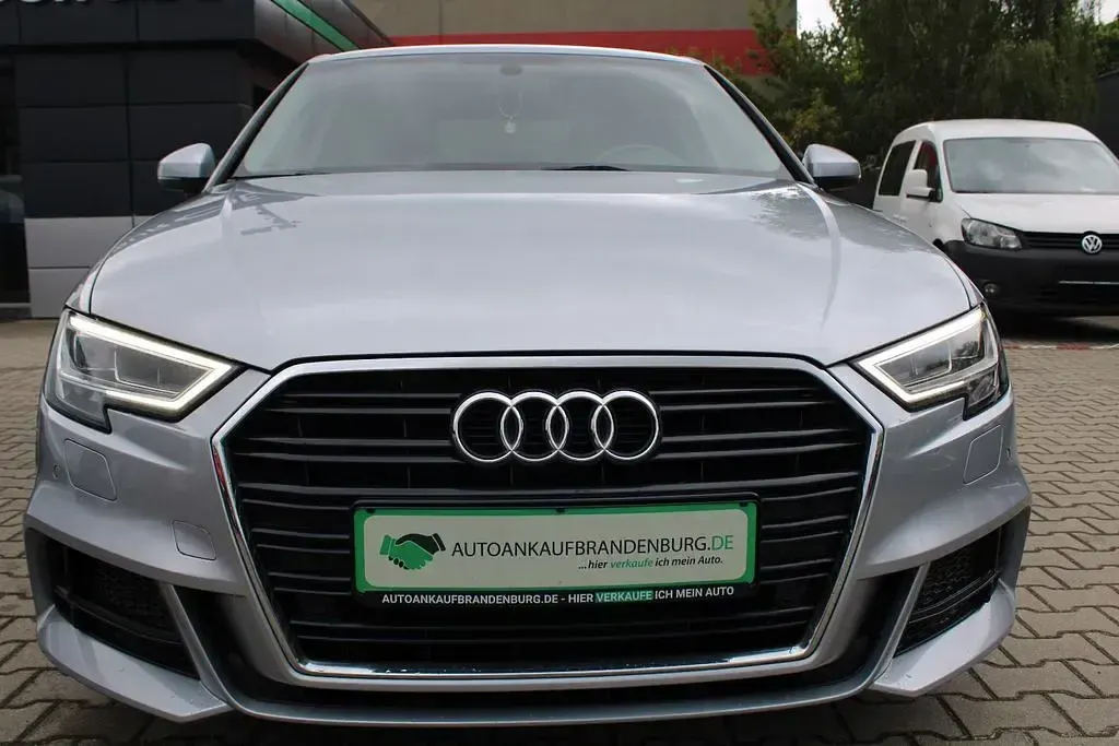 Gebraucht Audi A3 S-Line 150 PS (110 kW) 2018 Silber Limousine