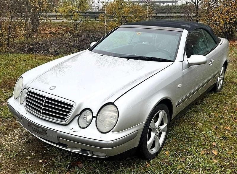 Gebraucht Mercedes CLK230 193 PS (141 kW) 1998 Silber Cabrio