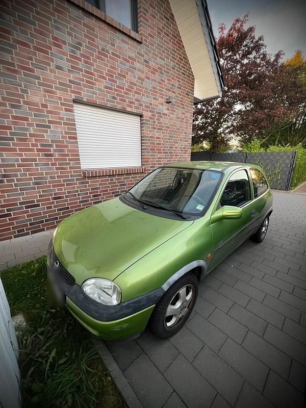 Gebraucht Opel Corsa 68 PS (50 kW) 2000 Grün Kleinwagen