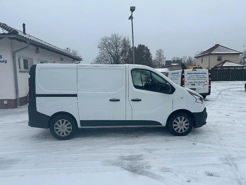 Gebraucht Renault Trafic Komfort 120 PS (88 kW) 2021 Weiß Van / Kleinbus