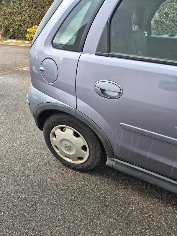 Gebraucht Opel Corsa 80 PS (58 kW) 2005 Kleinwagen