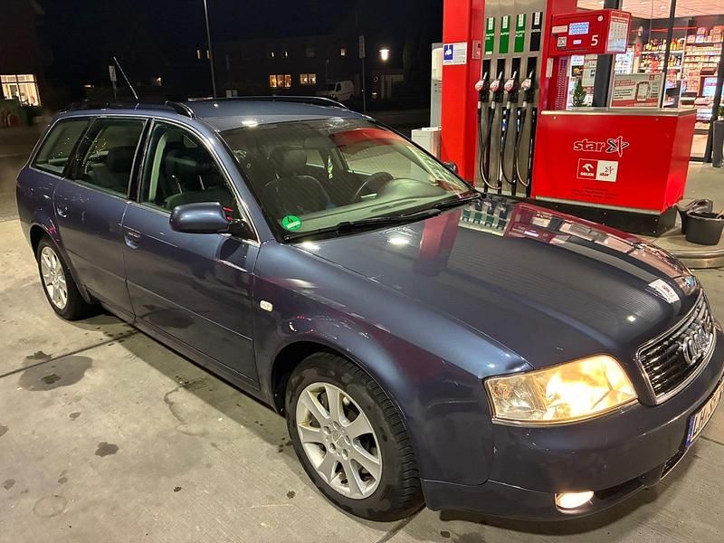 Gebraucht Audi A6 163 PS (119 kW) 2003 Blau Kombi