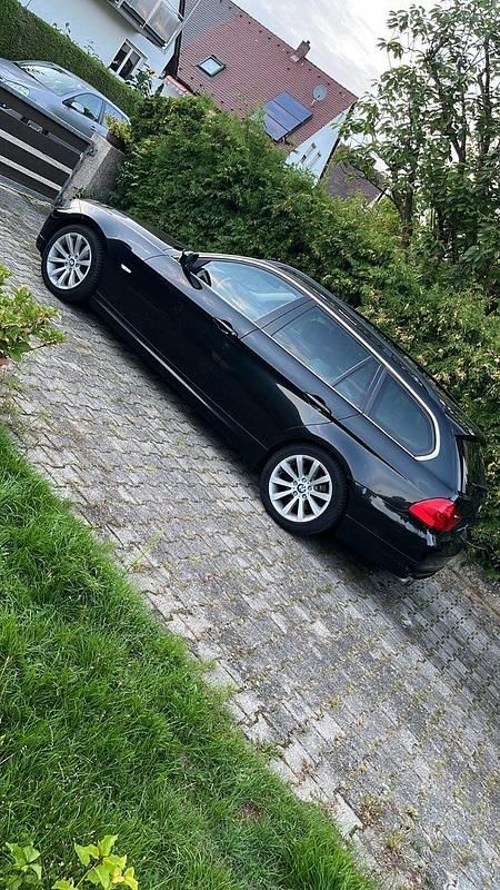 Usata BMW 325 218 CV (160 kW) 2009 Nero Station wagon