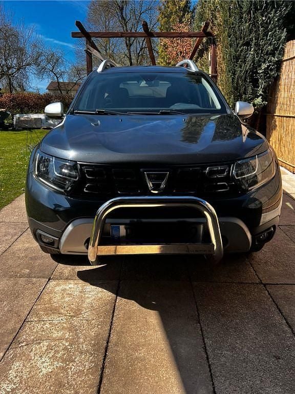 Schwarz Gebraucht 2018 Dacia Duster Prestige SUV | 12.400 € (Teuer) - Bild 1/4