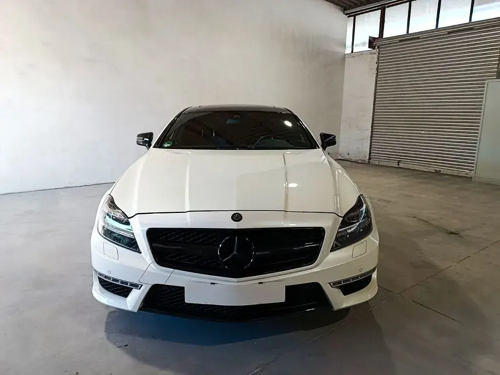 Gebraucht Mercedes CLS63 AMG AMG 525 PS (386 kW) 2011 Weiß Limousine