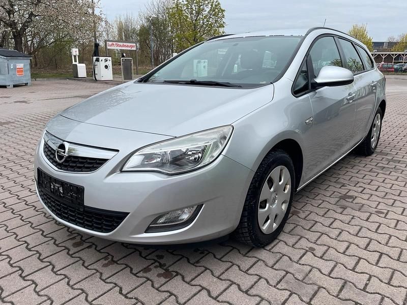 Usata Opel Astra 100 CV (73 kW) 2011 Argento Station wagon