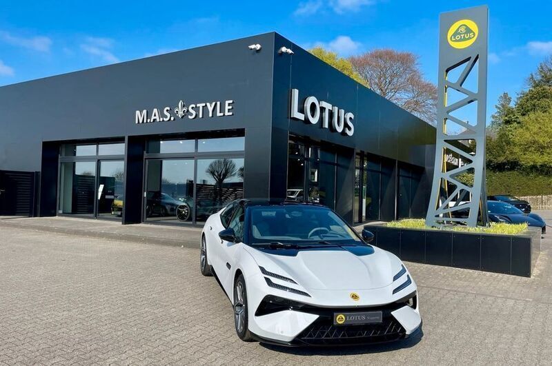 Neu Lotus Emeya 450 kW (612 PS) 2025 Weiß Kleinwagen