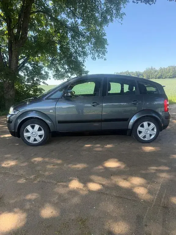 Gebraucht Audi A2 Sport 75 PS (55 kW) 2004 Grau Kleinwagen