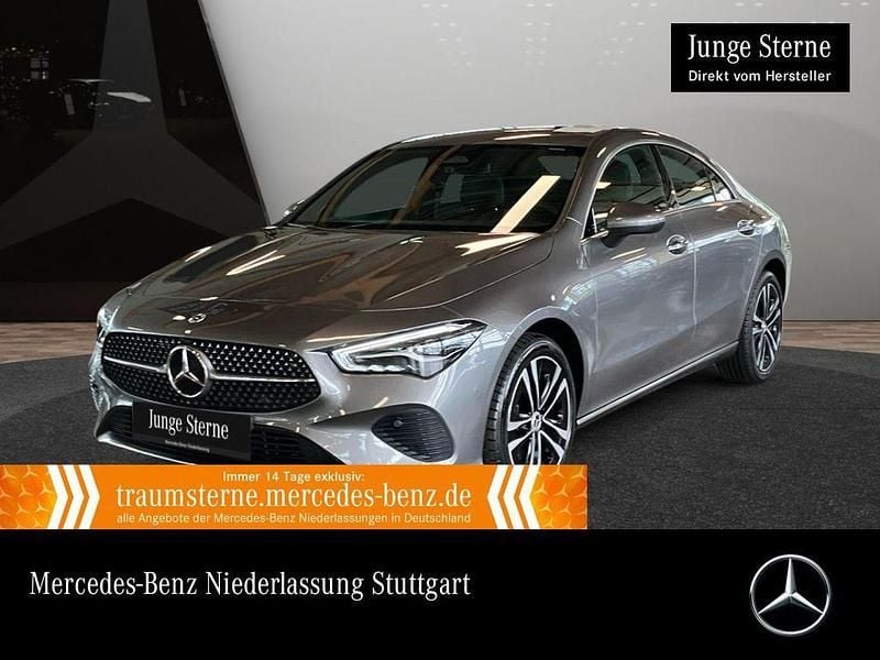 Grau Gebraucht 2024 Mercedes CLA200 Progressive Limousine | 32.490 € (Guter Preis) - Bild 1/3