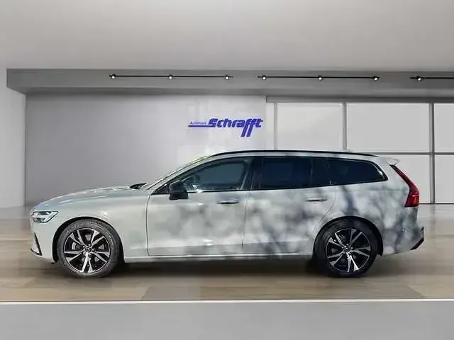 Occasion Volvo V60 Plus 197 ch (144 kW) 2025 Gris Break