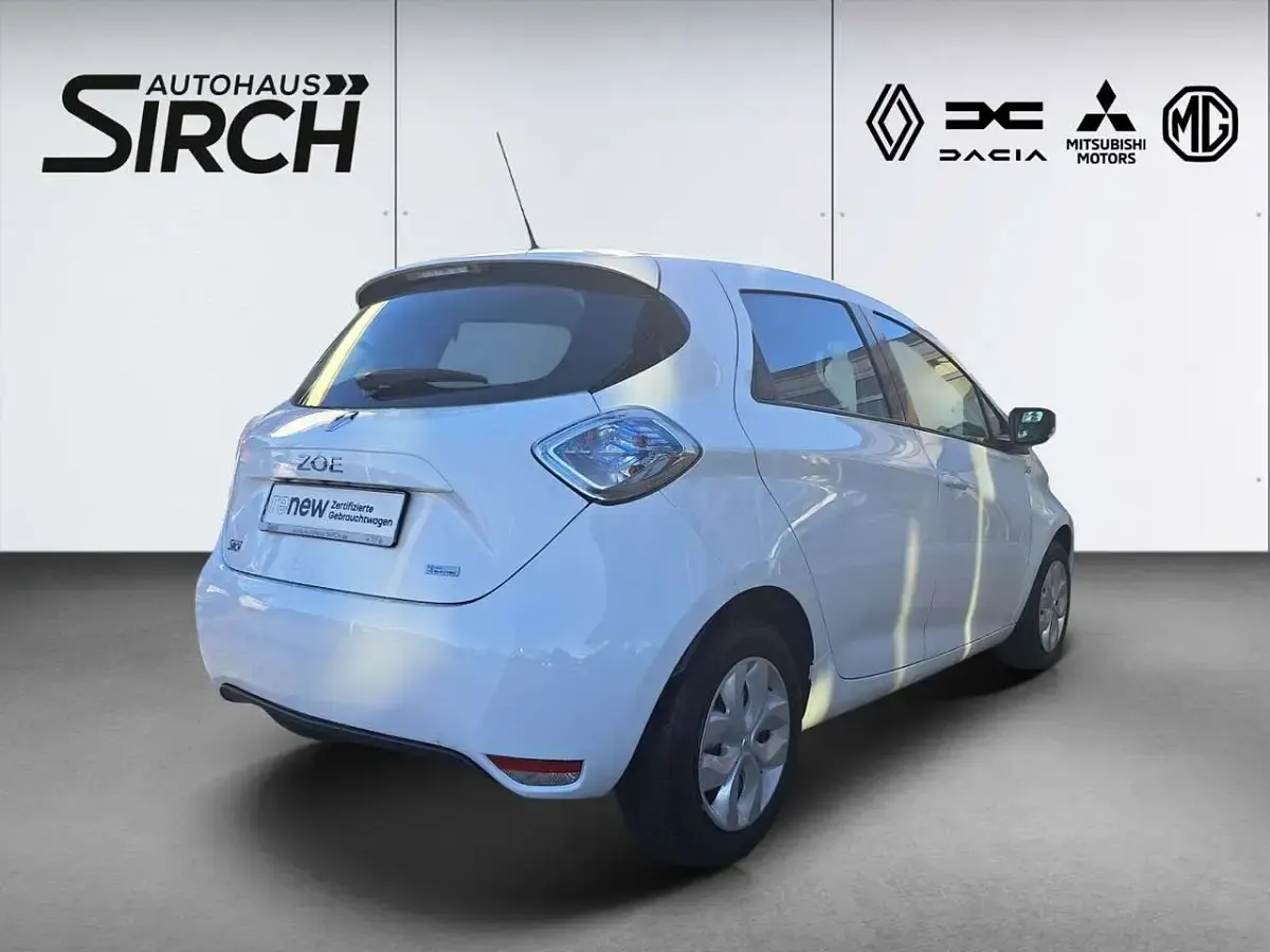 Gebraucht Renault Zoe Life 67 kW (92 PS) 2018 Weiß Kleinwagen