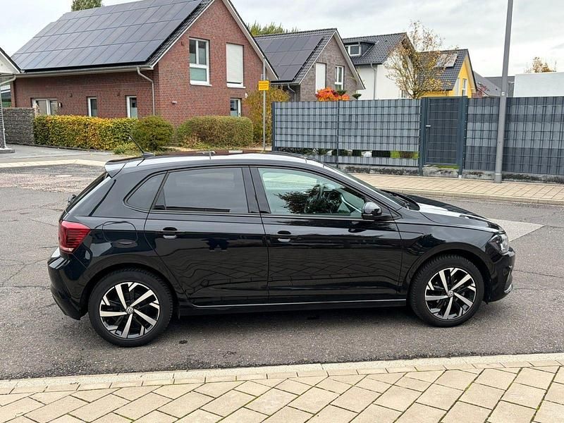 Schwarz Gebraucht 2019 VW Polo Highline Limousine | 16.800 € (Fairer Preis) - Bild 1/4