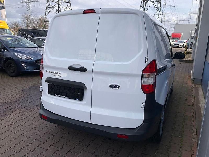 Gebraucht Ford Transit Trend 101 PS (74 kW) 2023 Weiß Limousine