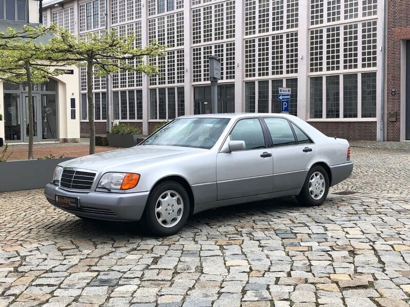 Silber Gebraucht 1992 Mercedes 500 SE Limousine | 25.900 € - Bild 1/4