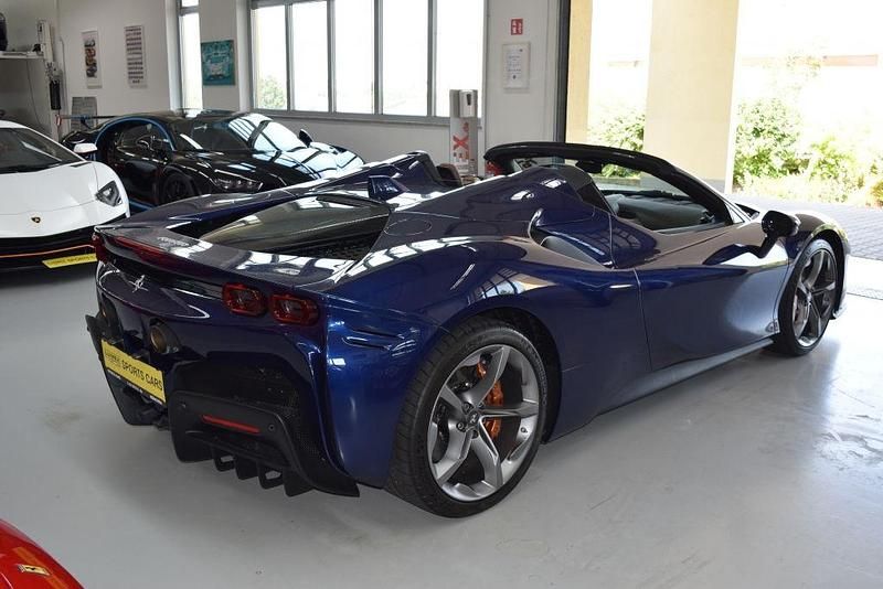 Gebraucht Ferrari SF90 999 PS (734 kW) 2021 Blau Cabrio