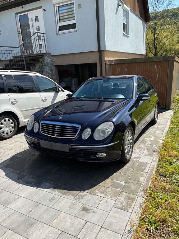 Brugt Mercedes E320 Avantgarde 277 HK (203 kW) 2003 Blå Sedan