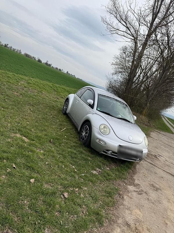 Gebraucht VW New Beetle 116 PS (85 kW) 1999 Silber Kleinwagen