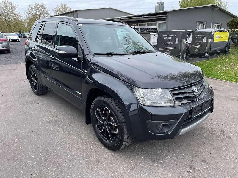 Usado Suzuki Vitara 129 HP (94 kW) 2014 Preto SUV