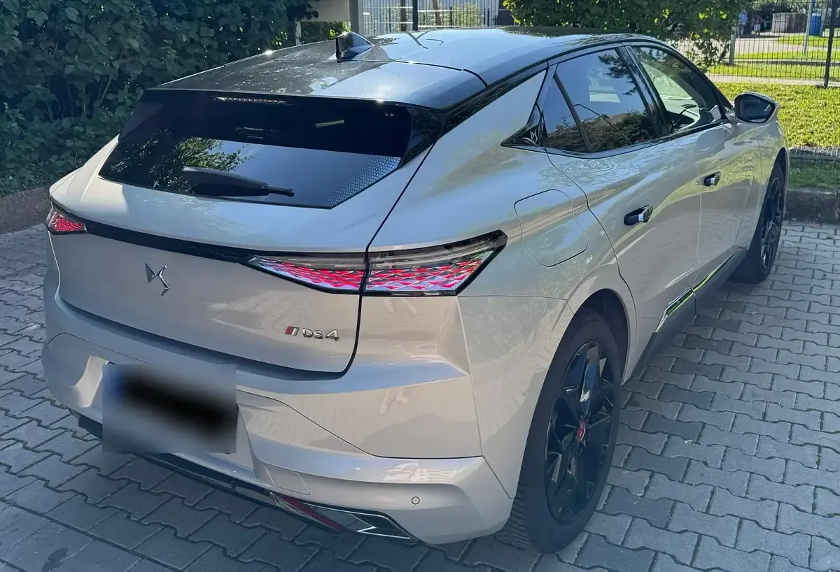 Gebraucht DS Automobiles DS4 Performance 181 PS (133 kW) 2022 Silber SUV