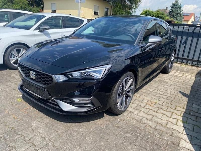 Gebraucht Seat Leon FR 150 PS (110 kW) 2023 Schwarz Limousine
