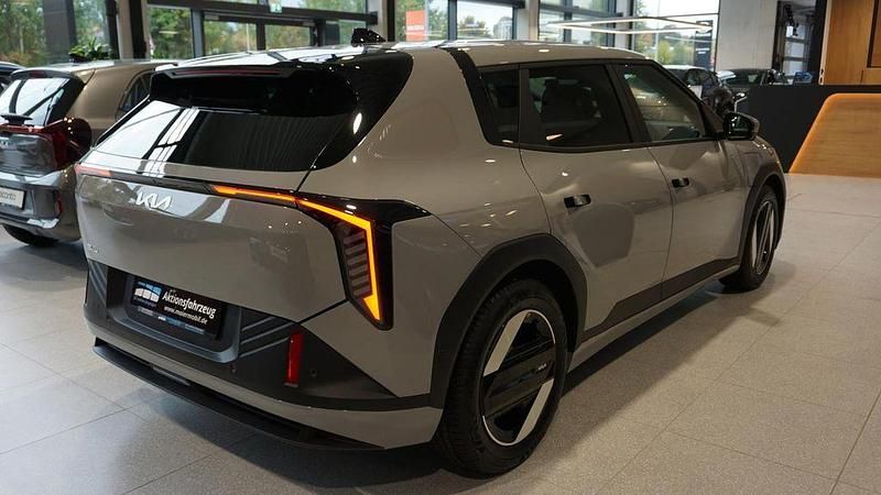 Neu Kia EV4 Earth 150 kW (204 PS) 2025 Grau Kleinwagen