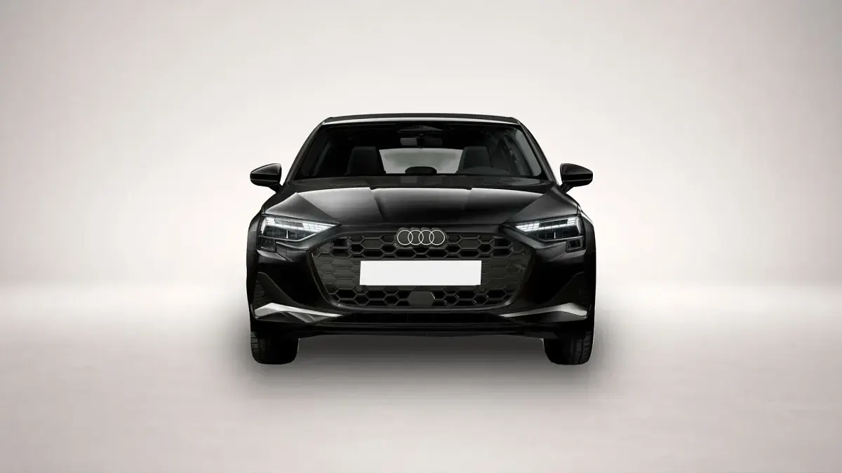 Gebraucht Audi A3 Ambiente 150 PS (110 kW) 2025 Mythosschwarz metallic Limousine