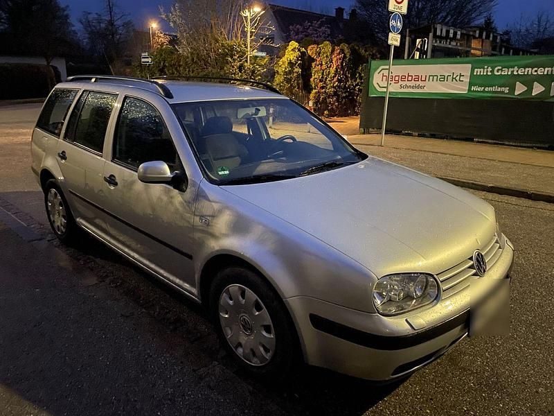 Usado VW Golf IV 110 HP (80 kW) 2002 Prateado Carrinha