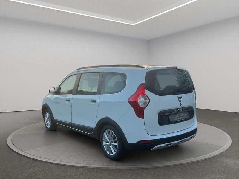 Gebraucht Dacia Lodgy Stepway 116 PS (85 kW) 2022 Weiß Van / Kleinbus
