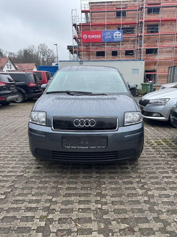 Grau Gebraucht 2003 Audi A2 Kleinwagen | 2.250 € (Guter Preis) - Bild 1/4