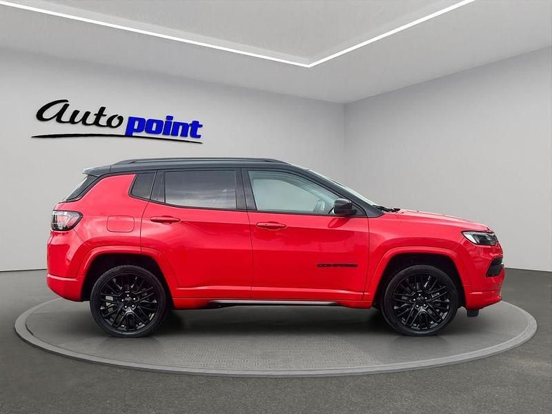 Gebraucht Jeep Compass 241 PS (177 kW) 2022 Rot SUV
