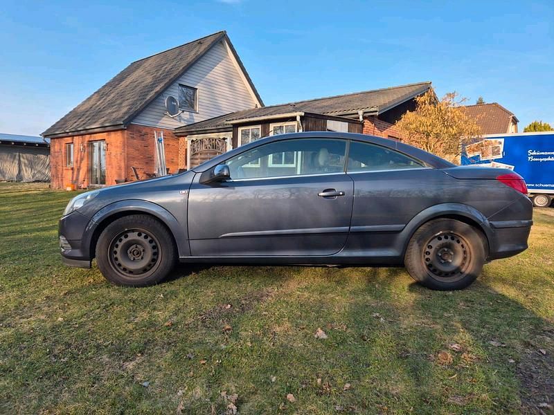 Gebraucht Opel Astra Cabriolet 140 PS (102 kW) 2006 Blau Cabrio