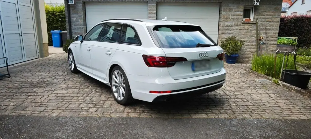 Gebraucht Audi A4 Sport 150 PS (110 kW) 2017 Weiß Kombi