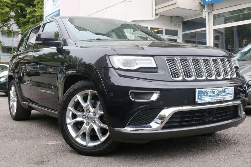 Brilliant black Gebraucht 2017 Jeep Grand Cherokee Summit SUV | 27.990 € (Fairer Preis) - Bild 1/4