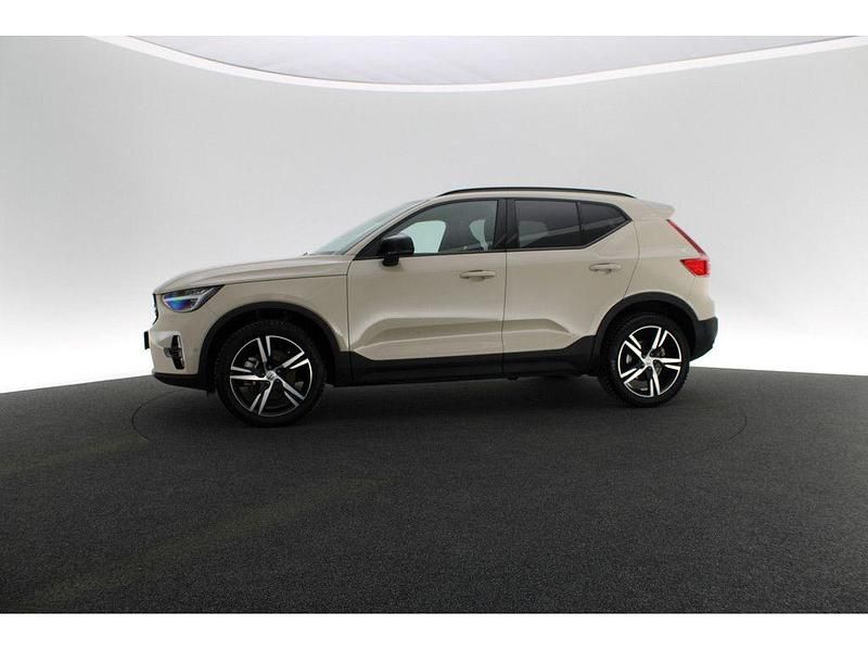 Gebraucht Volvo XC40 Plus 163 PS (119 kW) 2025 Sand dune SUV