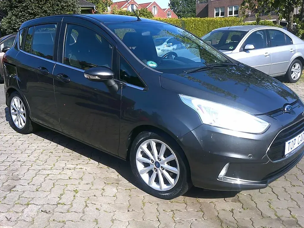 Gebraucht Ford B-MAX Titanium 101 PS (74 kW) 2016 Magneticgrau (metallic) Van / Kleinbus