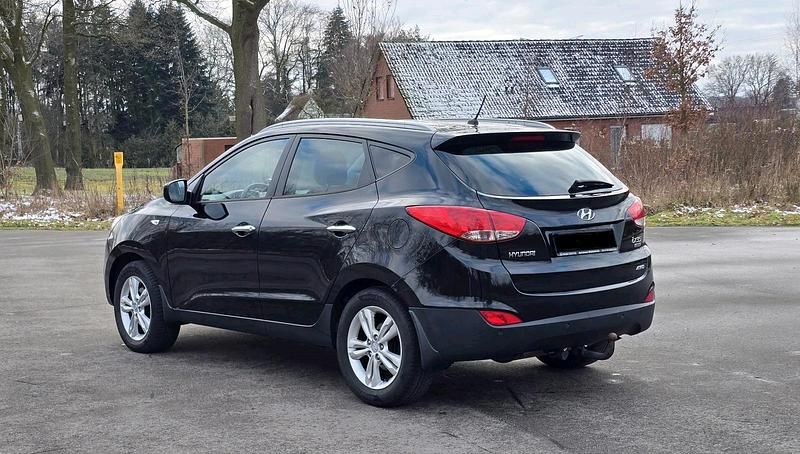 Gebraucht Hyundai ix35 184 PS (135 kW) 2012 Schwarz SUV