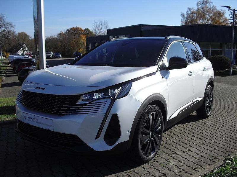 Weiß Gebraucht 2023 Peugeot 3008 GT SUV | 25.900 € (Fairer Preis) - Bild 1/4