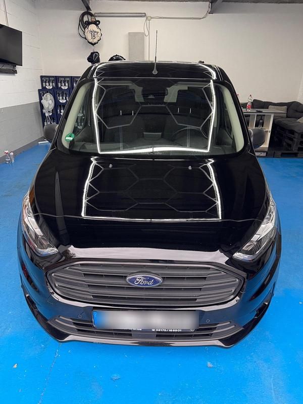 Schwarz Gebraucht 2019 Ford Transit Van / Kleinbus | 8.950 € - Bild 1/4