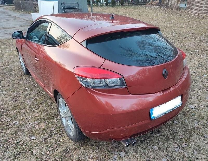 Gebraucht Renault Mégane III Dynamique 179 PS (131 kW) 2009 Orange Coupé