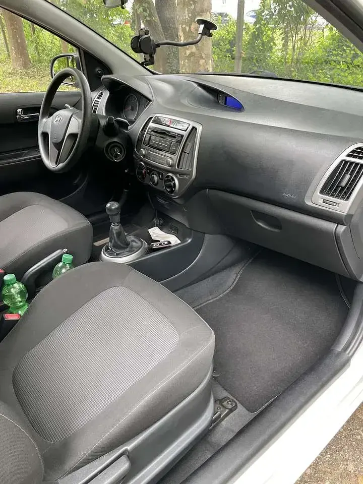 Gebraucht Hyundai i20 Classic 86 PS (63 kW) 2014 Kleinwagen